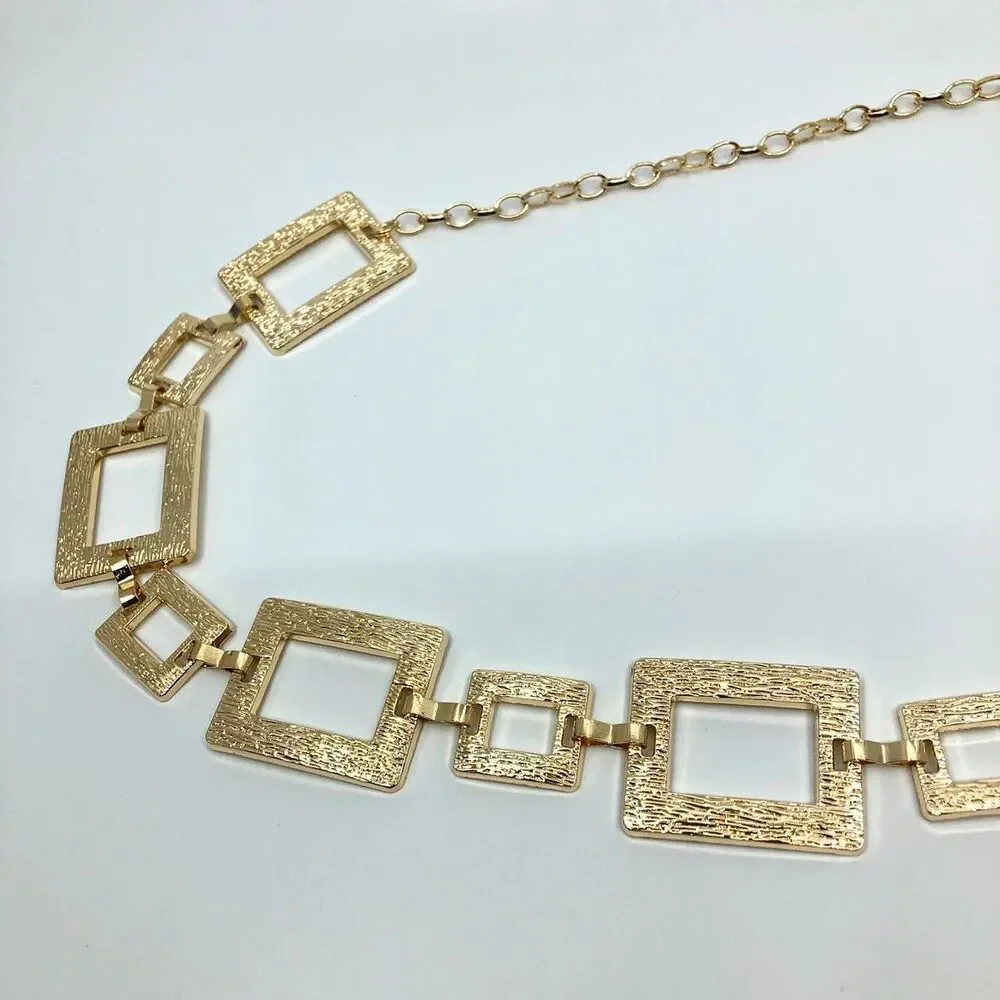 Y2K Geometric Gold Textured Square Link Chain Belt, Up to 44 Inches, X7GA1140